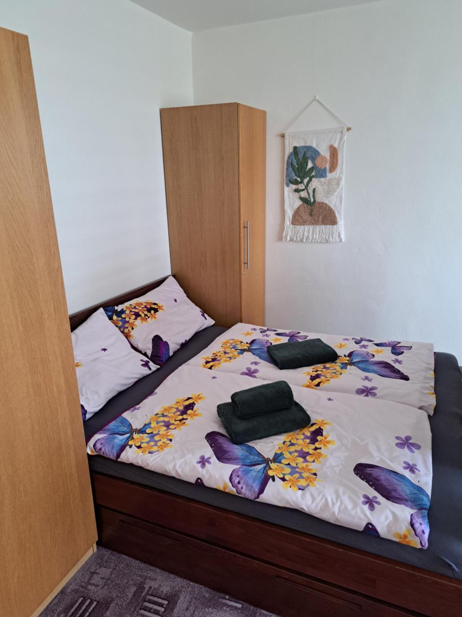 Apartman V Podhuri Krusnych Hor Sokolov Exterior foto